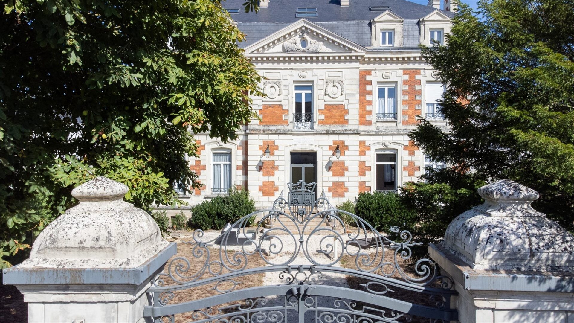 Maison à vendre, 675m², Ancenis-Saint-Géréon