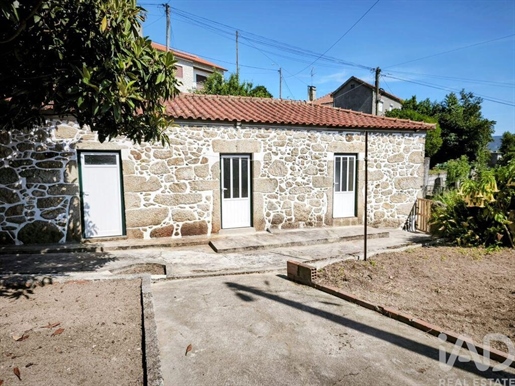 Casa / Villa T1 em Mujães de 79 m²