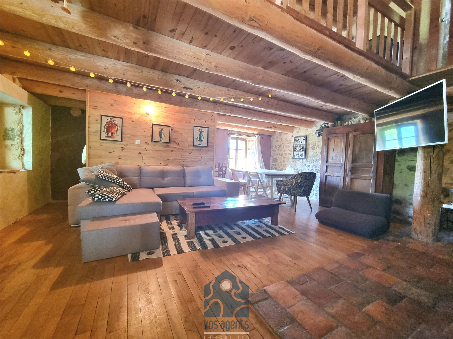 Maison à vendre, 143m², Bertignat