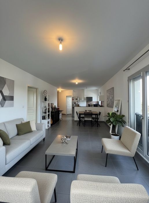 Maison 2 pièces 475 m² · à Montbazon · 475 m² · 1 325 000 €