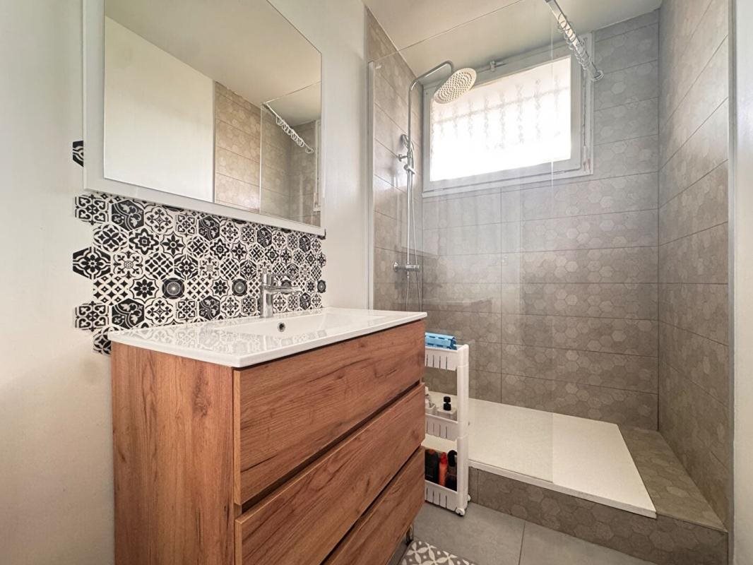 Appartement à vendre, 76m², Marignane