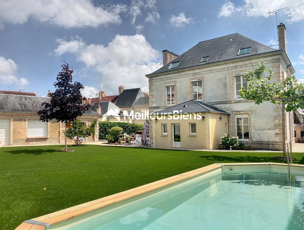 Maison à vendre, 260m², Mamers
