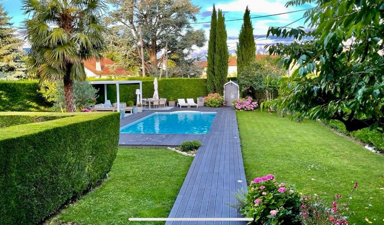 Maison à vendre, 218m², Ambilly