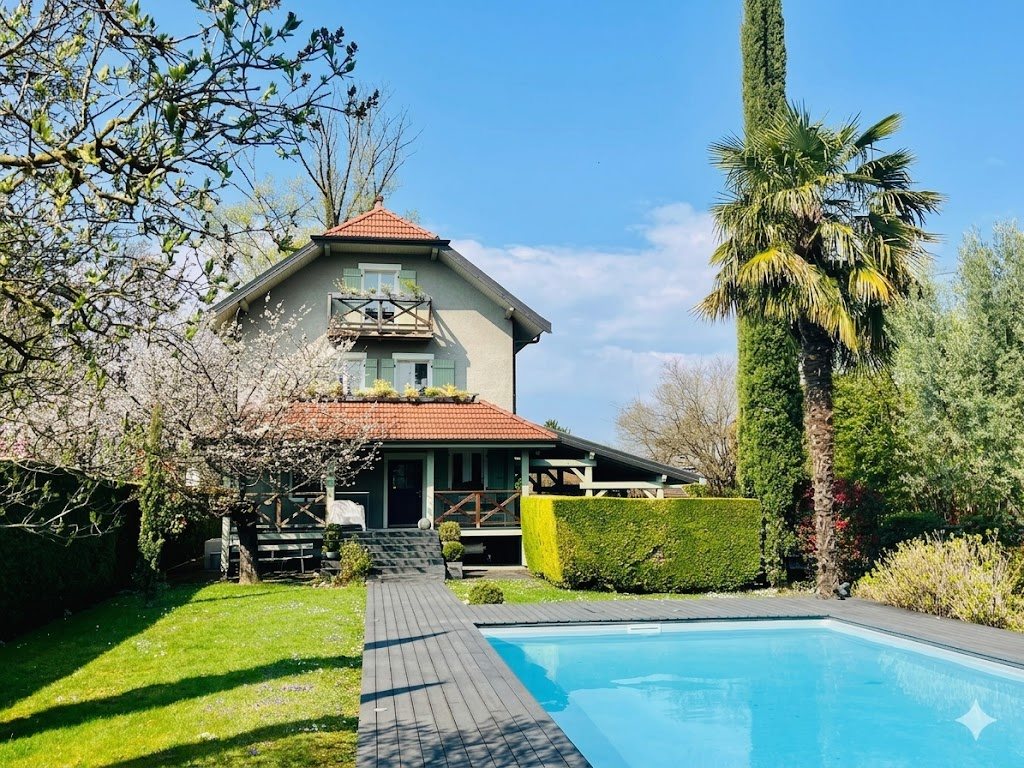 Maison à vendre, 218m², Ambilly