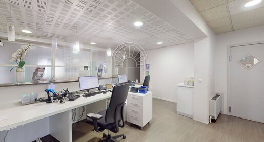 Local commercial 22 pièces 350 m² · à Mourenx · 350 m² · 298 000 €