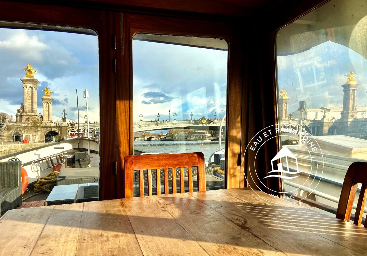 Houseboat with three terraces and Eiffel Tower views 95 sqm Paris - Vue 2