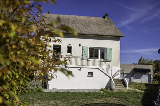 Maison 8 pièces 208 m² · à Chaulgnes · 208 m² · 215 000 €