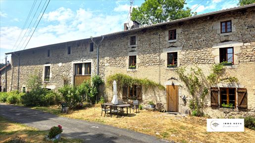 Maison 12 pièces 330 m² · à Saint-Germain-l'Herm · 330 m² · 239 000 €