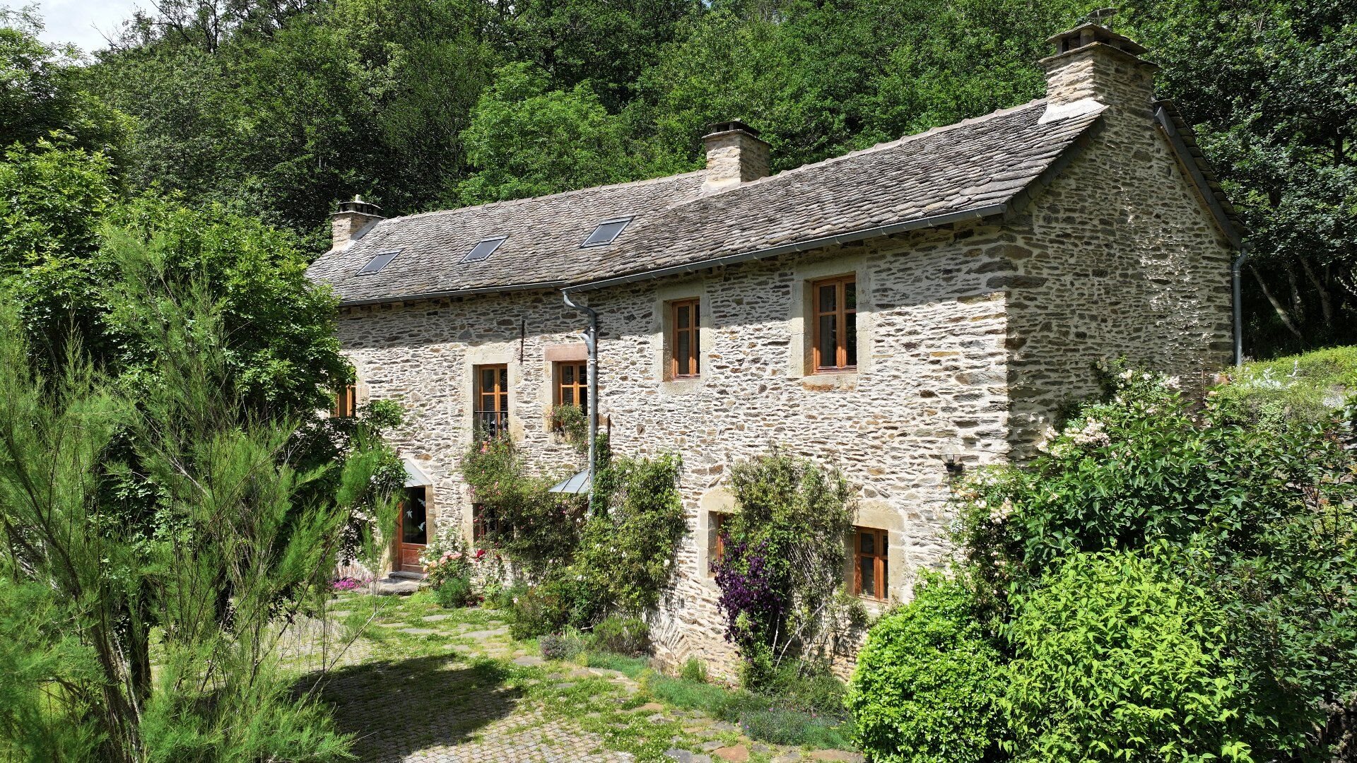 Maison à vendre, 305m², Arvieu