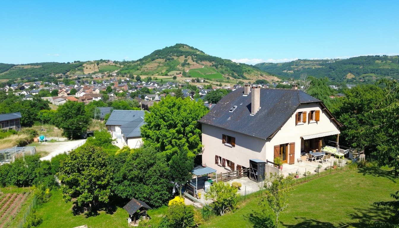 Maison à vendre, 255m², Saint-Christophe-Vallon