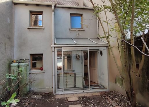 Maison 3 pièces 65 m² · à Châteaumeillant · 65 m² · 49 000 €