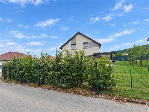 Maison 4 pièces 93 m² · à Vercel-Villedieu-le-Camp · 93 m² · 315 000 €