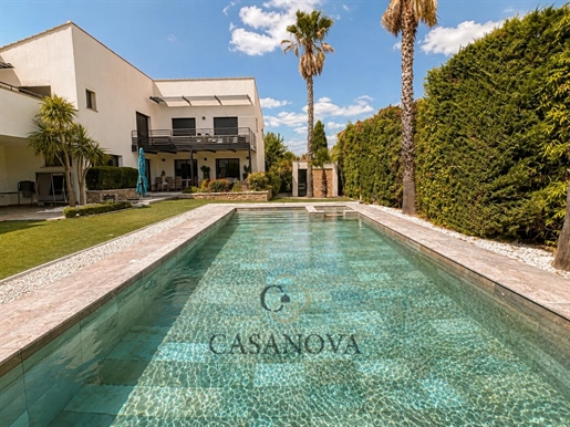 Maison 10 pièces 265 m² · à Montarnaud · 265 m² · 925 000 €