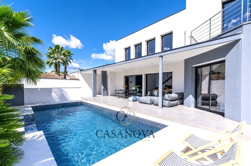 5 pièces 135 m² · à Castries · 135 m² · 695 000 €