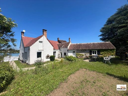 Maison 4 pièces 134 m² · à Châteaumeillant · 134 m² · 189 000 €