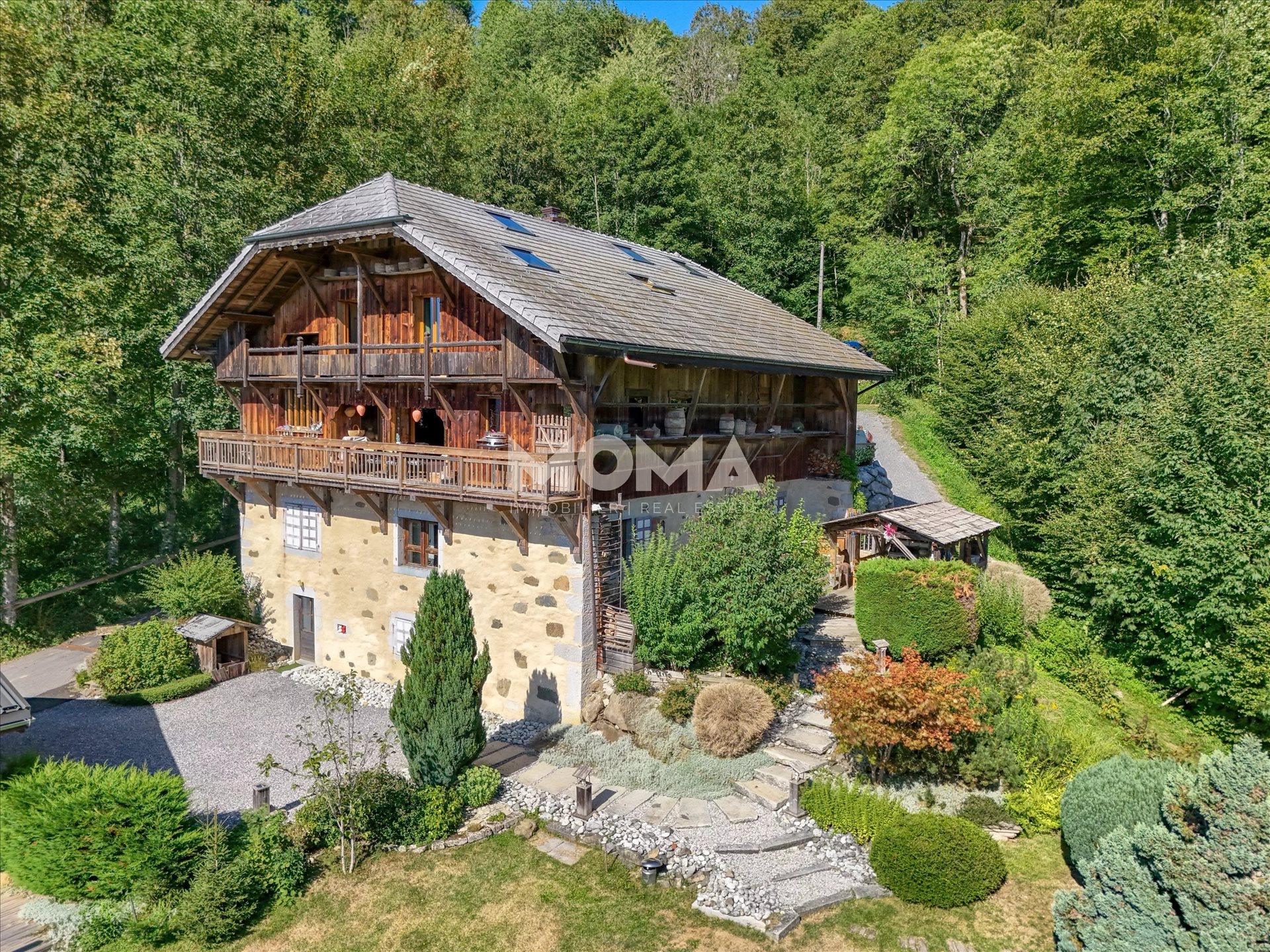 Appartement à vendre, 170m², Arâches-la-Frasse (Les Carroz d'Arâches)