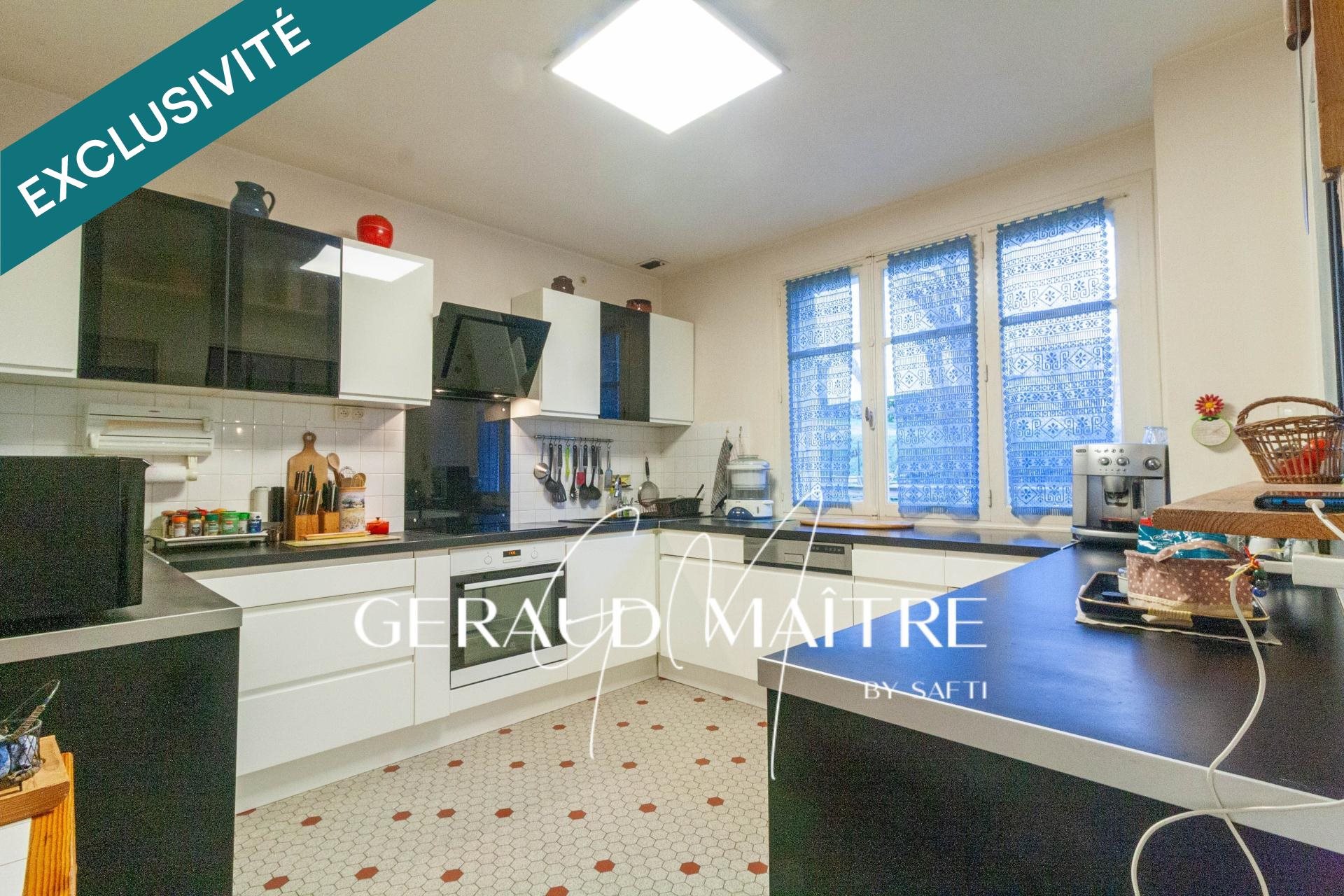 Maison à vendre, 196m², Roquefort-sur-Soulzon