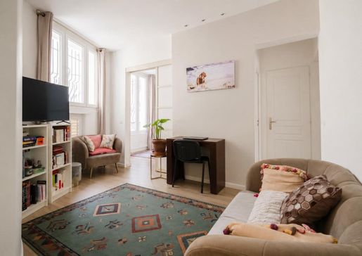 Appartement 2 pièces 46 m² · à Paris 8ème · 46 m² · 450 000 €