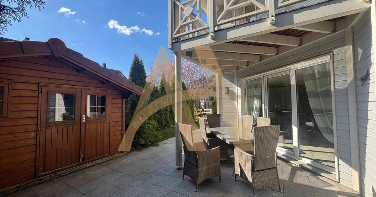 Maison à vendre, 100m², La Cluse-et-Mijoux