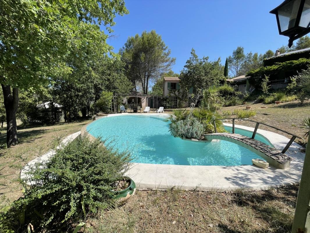 Maison à vendre, 265m², Rognes