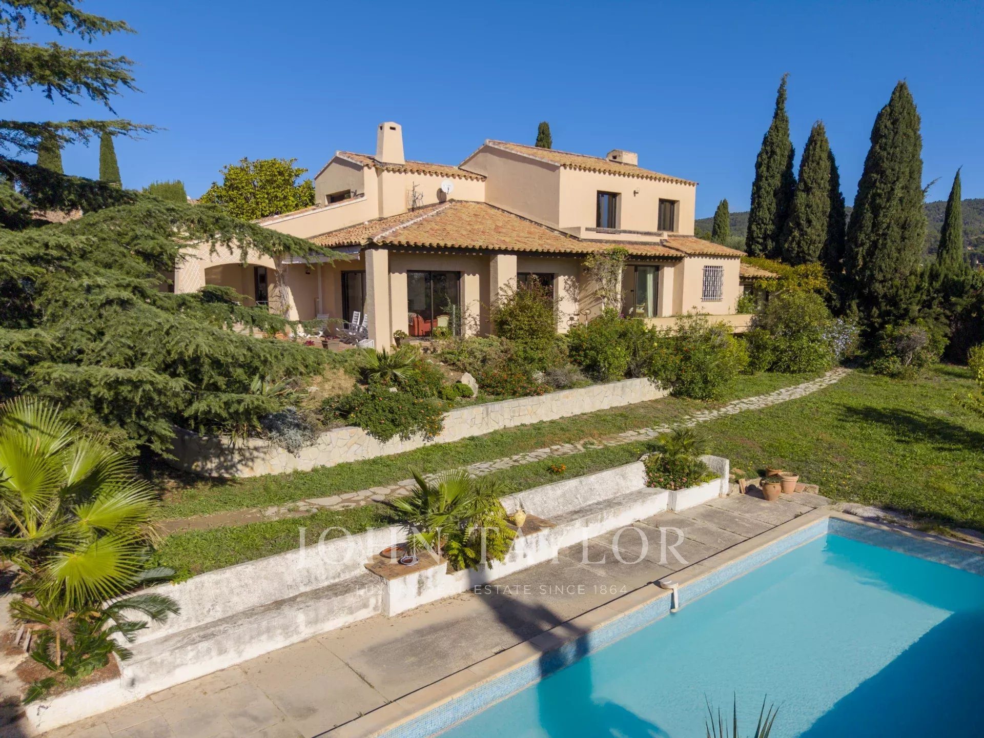 Maison à vendre, 217m², Sanary-sur-Mer