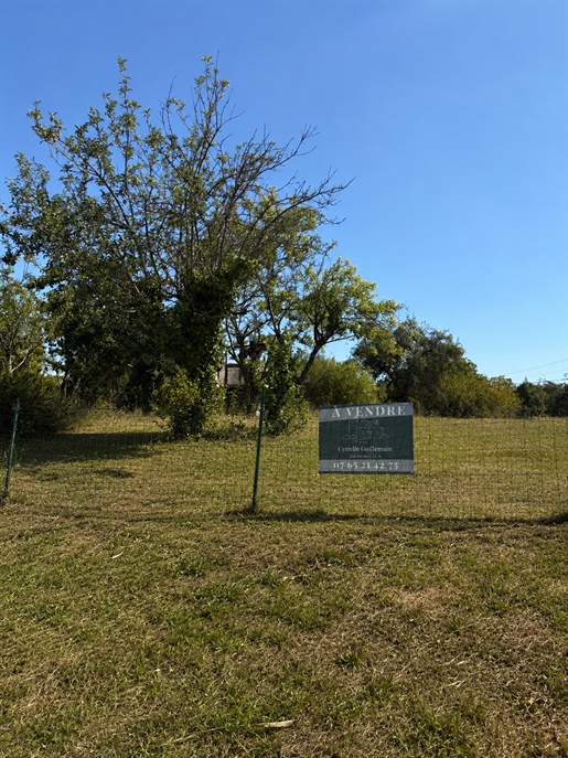 Construisez votre projet dans un cadre calme et résidentiel · à La Châtre · 1 150 m² · 26 000 €