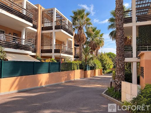 Appartement 2 pièces 45 m² · à Fréjus · 45 m² · 220 000 €