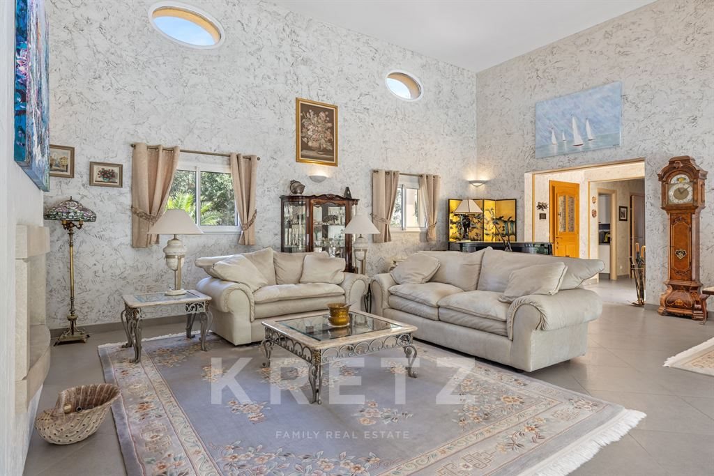 Maison à vendre, 240m², Les Arcs