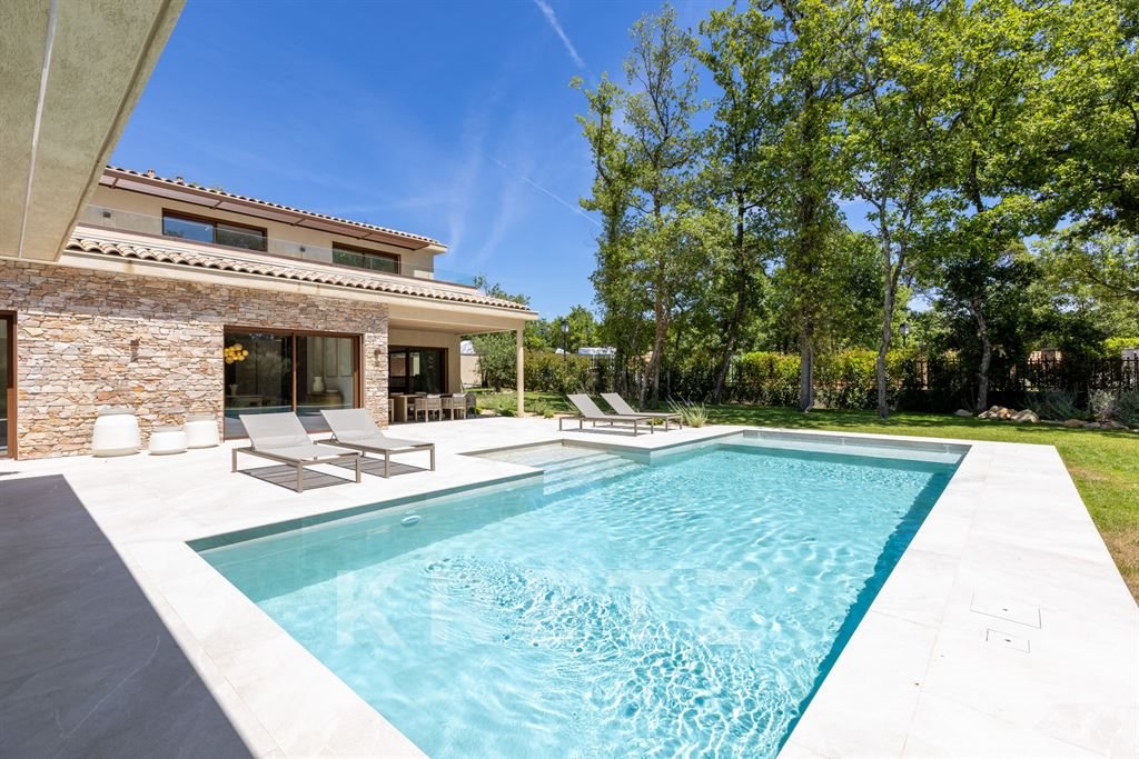 Maison à vendre, 250m², Tourrettes