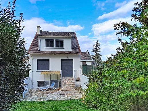 Maison 5 pièces 124 m² · à Rueil-Malmaison · 124 m² · 699 000 €