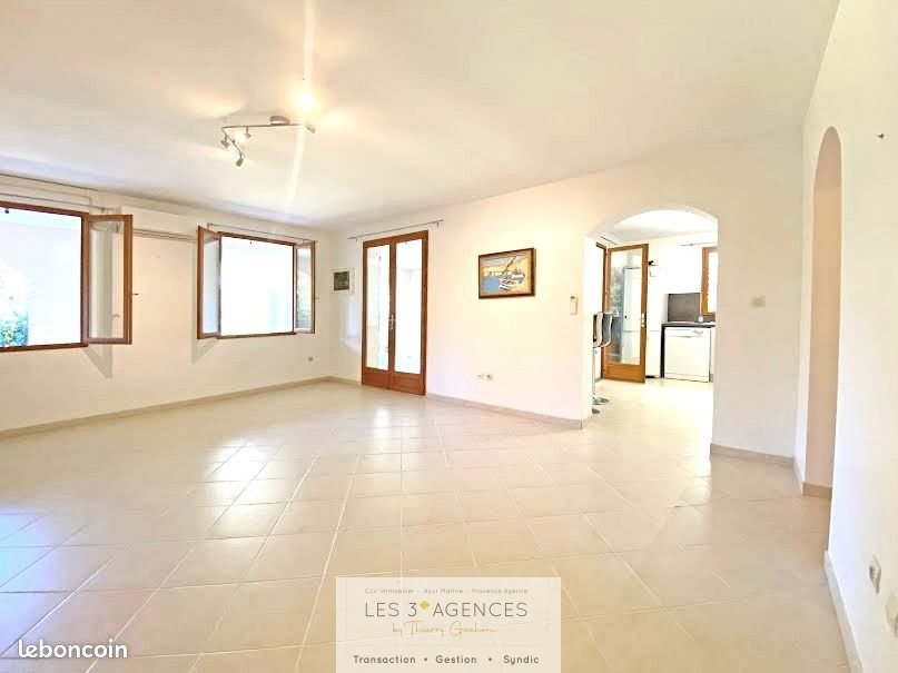 Maison à vendre, 200m², Cogolin