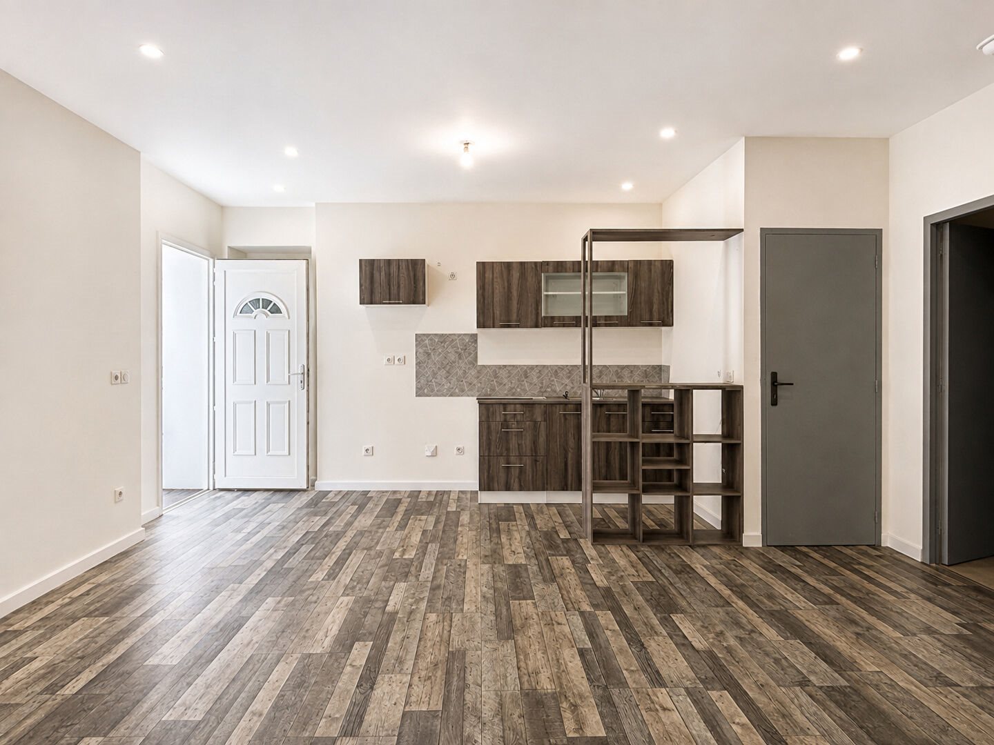 Appartement à louer, 47m², Charleval