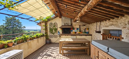 Maison 6 pièces 139 m² · à Lambesc · 139 m² · 370 000 €