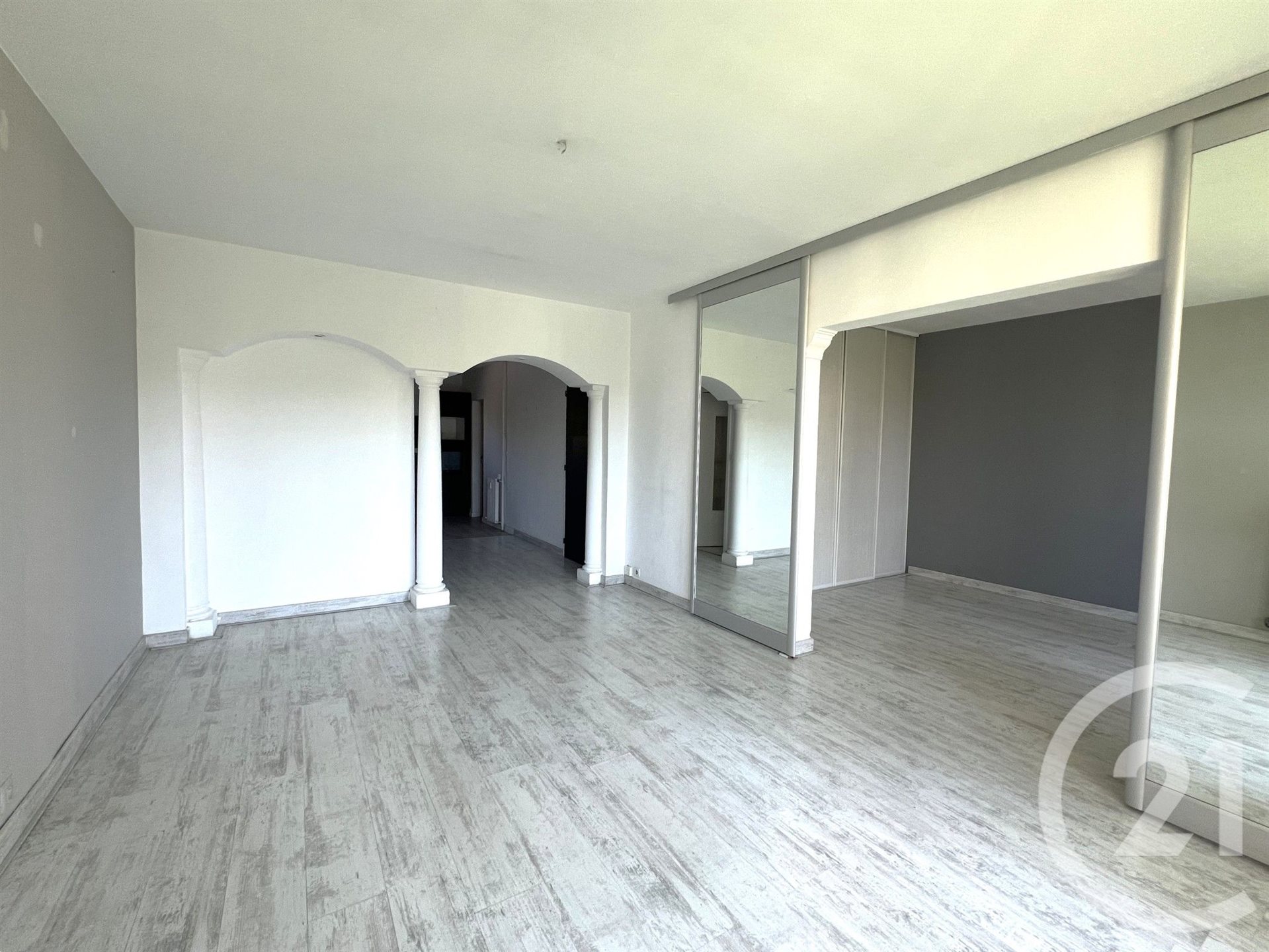 Appartement à vendre, 72m², Cogolin
