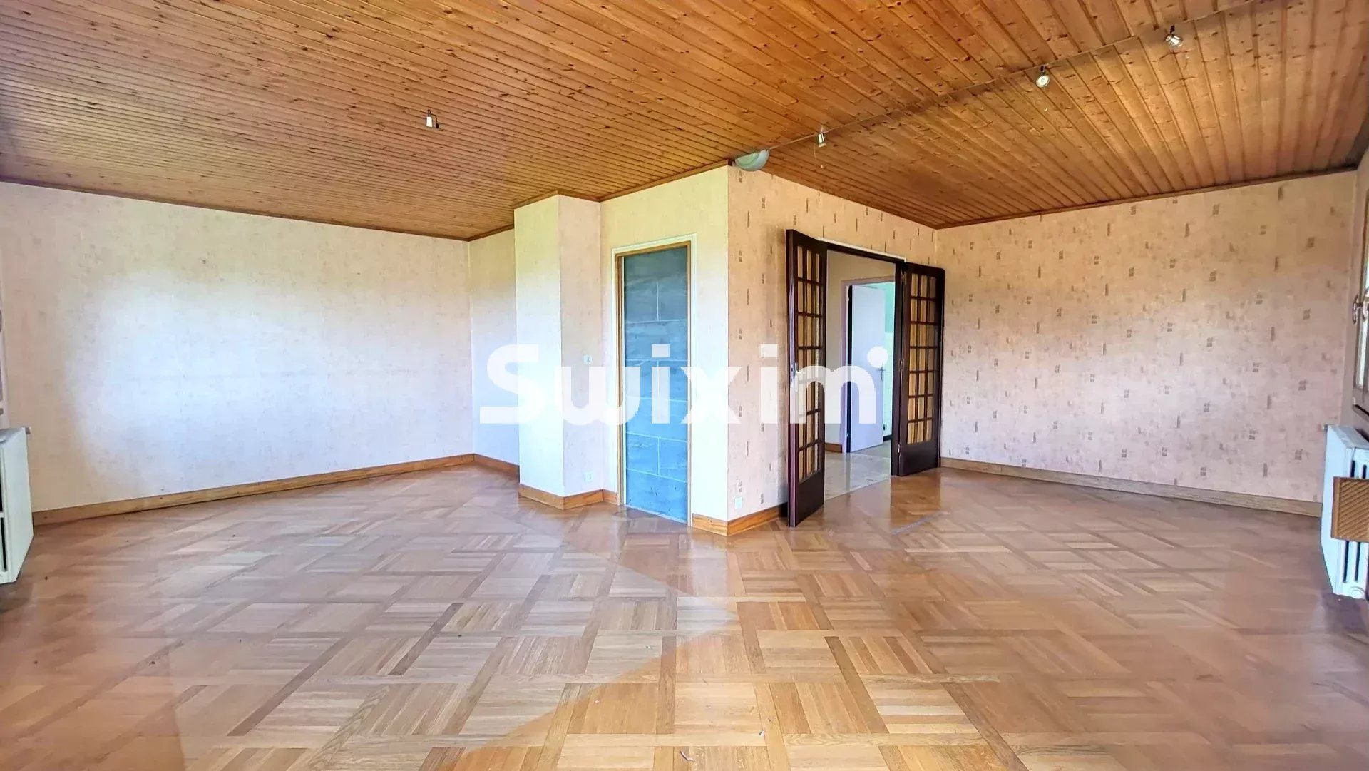 Maison à vendre, 117m², Lons-le-Saunier
