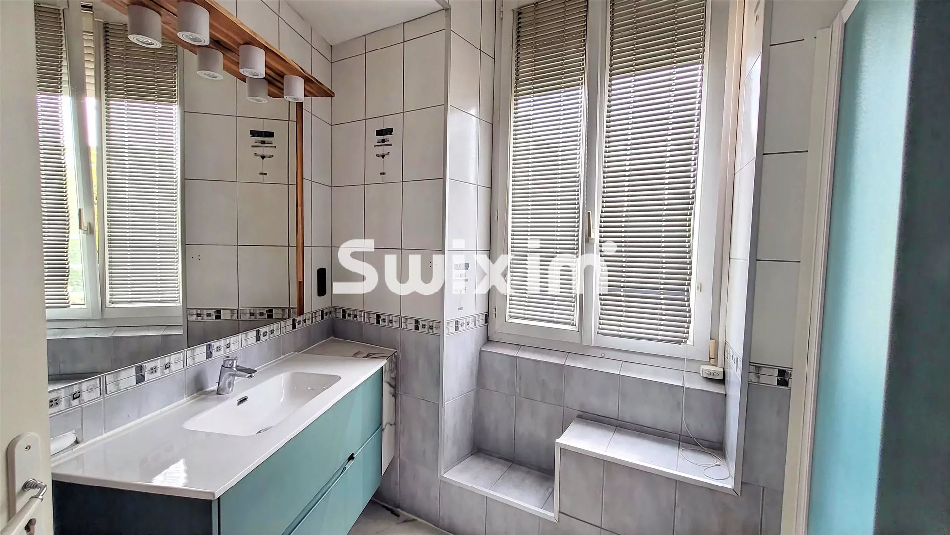 Appartement à vendre, 136m², Lons-le-Saunier