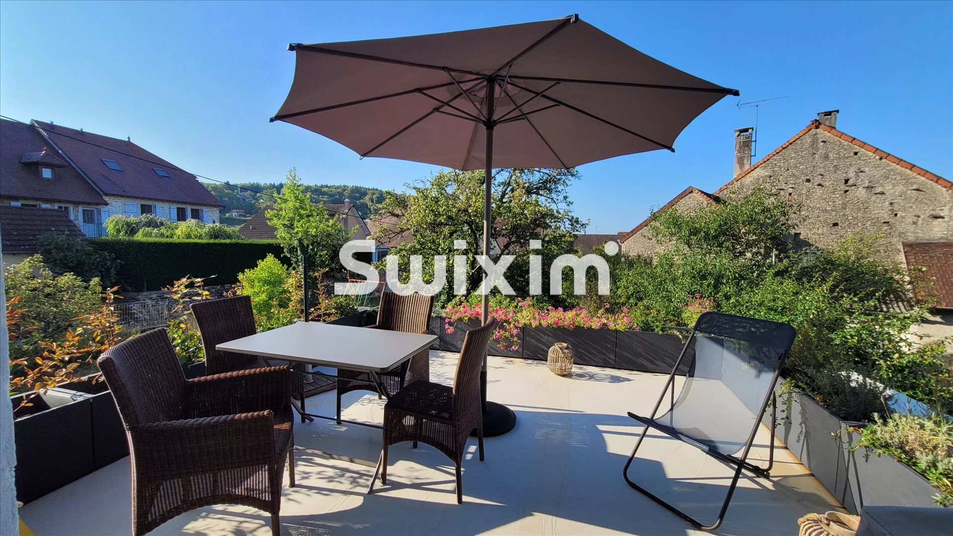 Maison à vendre, 97m², Lons-le-Saunier