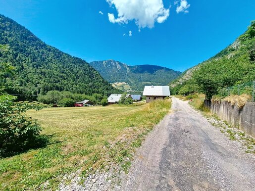 Terrain 489 m² · à Abondance · 140 000 €