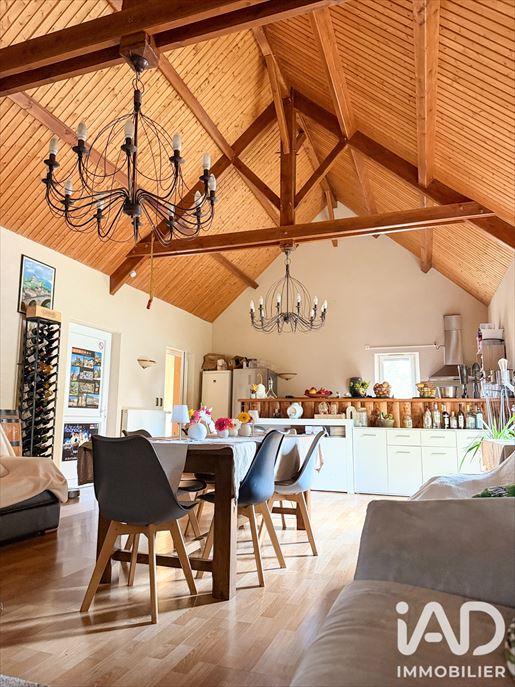 Maison 8 pièces 450 m² · à Belcastel · 450 m² · 550 000 €