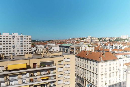 Appartement 5 pièces 99 m² · à Lyon · 99 m² · 550 000 €