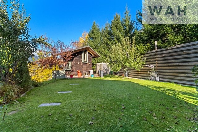 Exceptional chalet facing Mont Blanc A stone's throw from the center of Chamonix - Vue 5