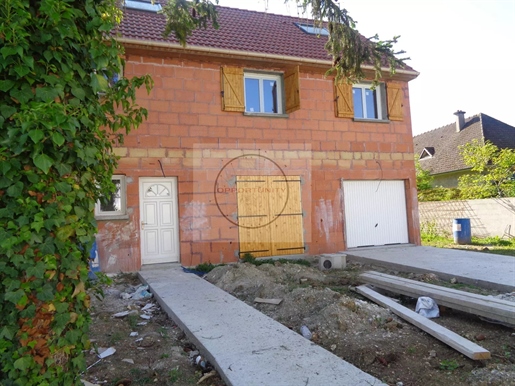 Maison 4 pièces 140 m² · à La Ferté-Gaucher · 140 m² · 260 000 €