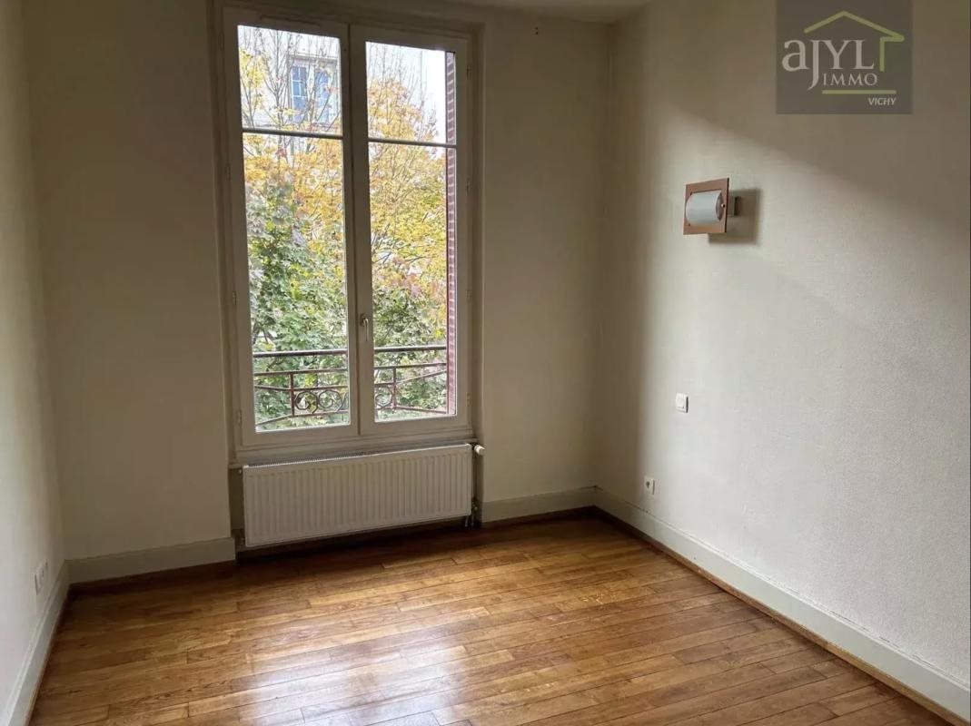 Appartement à vendre, 74m², Vichy