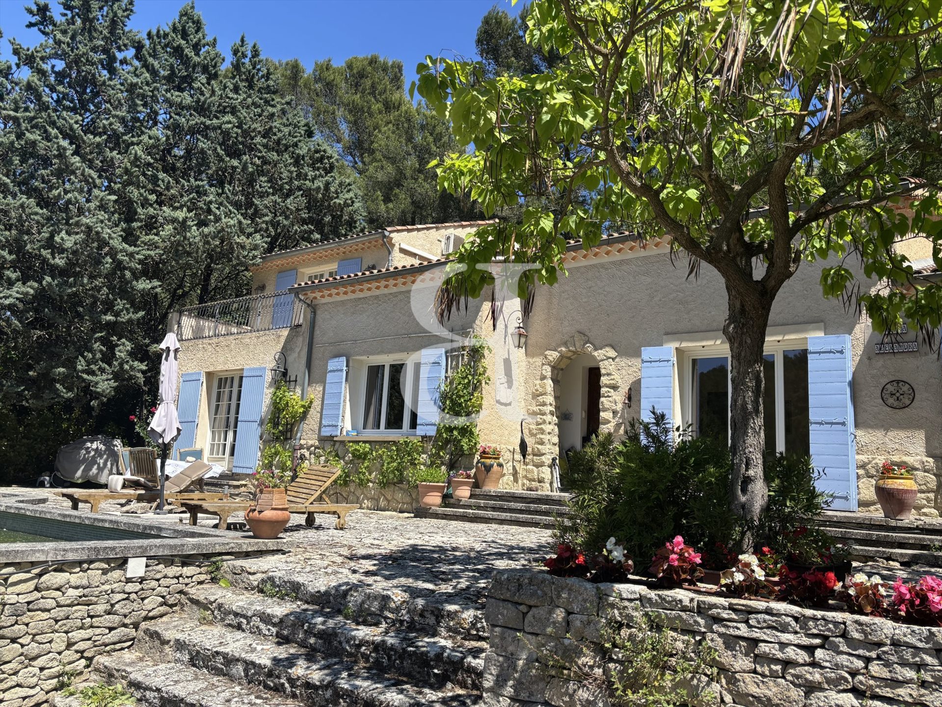 Maison à vendre, 200m², Fontaine-de-Vaucluse