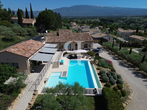 Maison 7 pièces 264 m² · à Mormoiron · 264 m² · 1 150 000 €