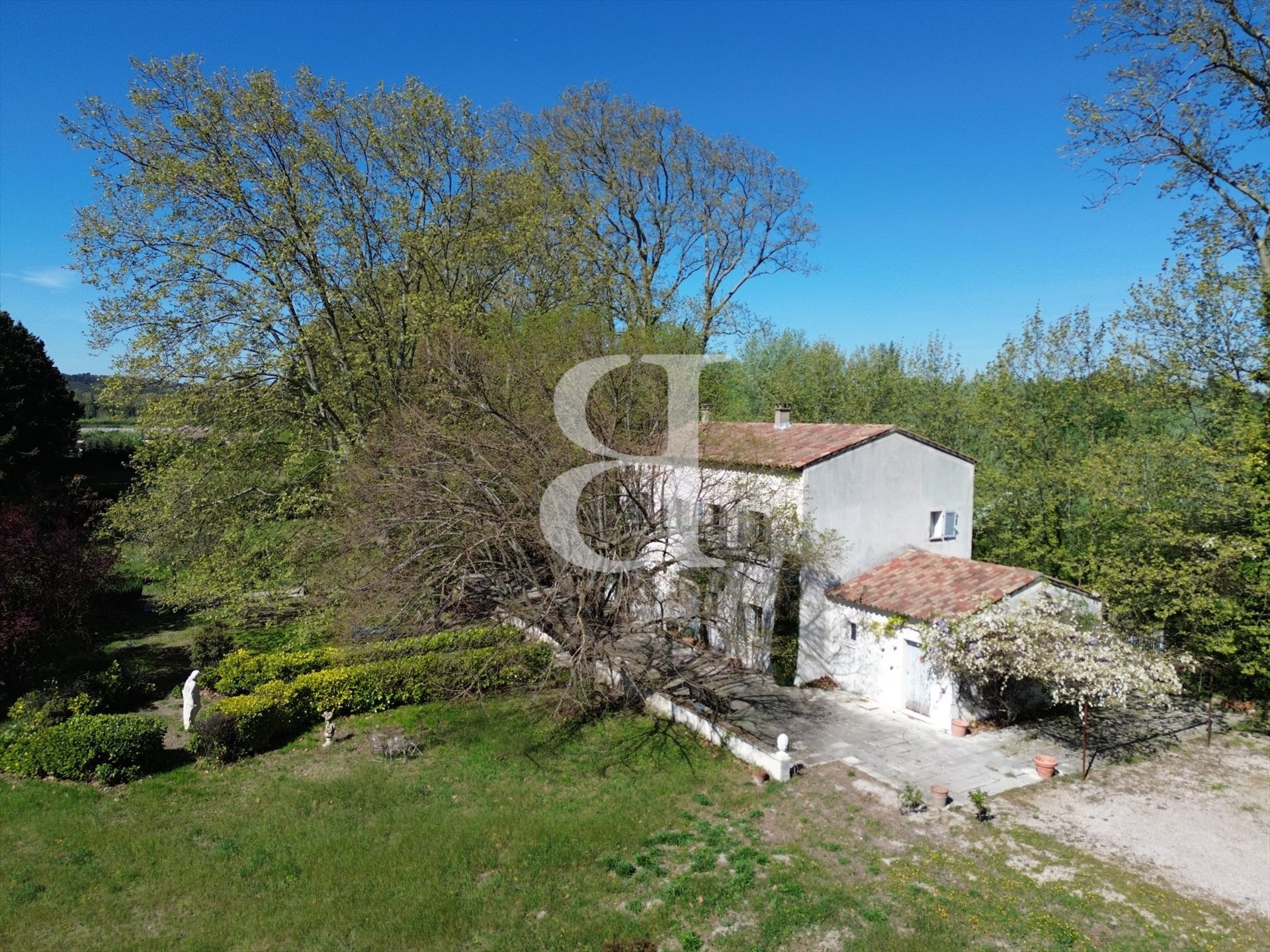 Maison à vendre, 250m², Caumont-sur-Durance