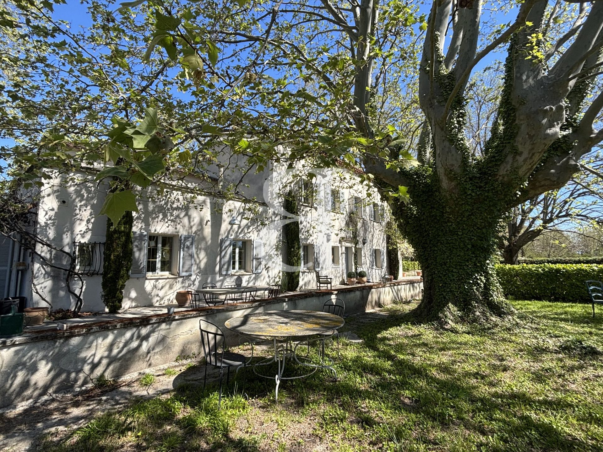 Maison à vendre, 250m², Caumont-sur-Durance