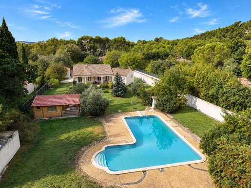 Maison 5 pièces 130 m² · à Cheval-Blanc · 130 m² · 695 000 €