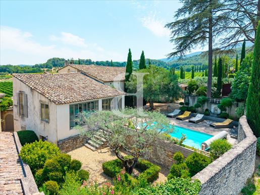 Maison 4 pièces 175 m² · à Oppède · 175 m² · 1 117 000 €