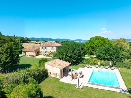 Maison 12 pièces 439 m² · à La Bégude-de-Mazenc · 439 m² · 1 575 000 €